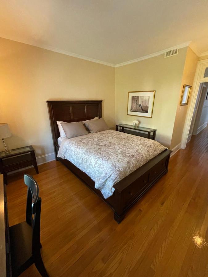 The Century House Bed And Breakfast ออตตาวา ภายนอก รูปภาพ