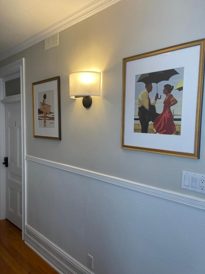 The Century House Bed And Breakfast ออตตาวา ภายนอก รูปภาพ